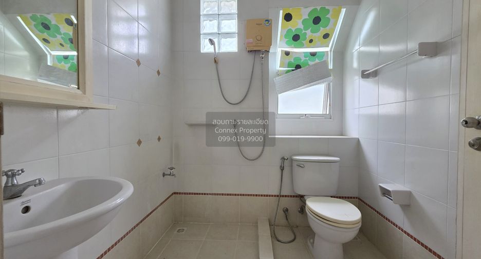 Casa en venta de 3 habitaciones en Bang Kruai, Nonthaburi