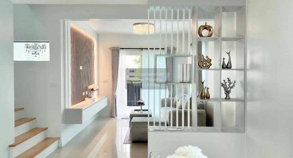 For sale 3 bedrooms townhouse in East Pattaya, Pattaya