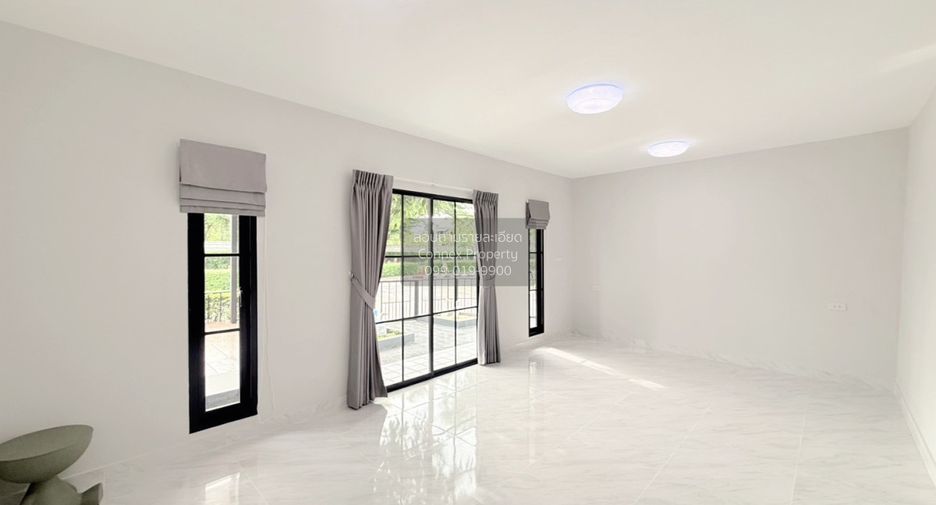 For sale 4 bedrooms house in Sai Mai, Bangkok