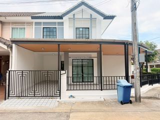 For sale 4 bedrooms house in Sai Mai, Bangkok