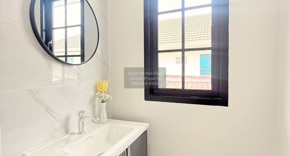For sale 4 bedrooms house in Sai Mai, Bangkok