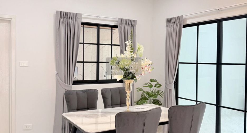 For sale 4 bedrooms house in Sai Mai, Bangkok