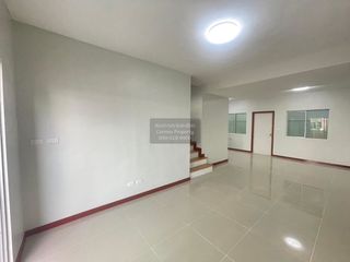 For sale 3 bedrooms townhouse in Mueang Samut Prakan, Samut Prakan