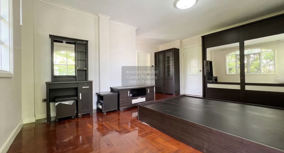 À vendre 3 chambres maison à Sai Mai, Bangkok