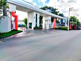 Продажа 4 спальни таунхаус в Khlong Luang, Патумтани