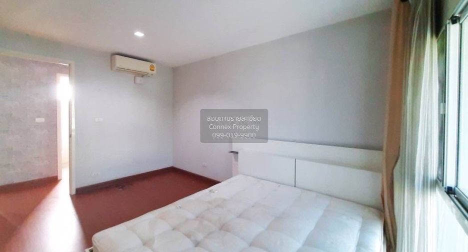 For sale 4 bedrooms house in Don Mueang, Bangkok