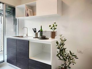 For sale 1 bed condo in Mueang Samut Prakan, Samut Prakan