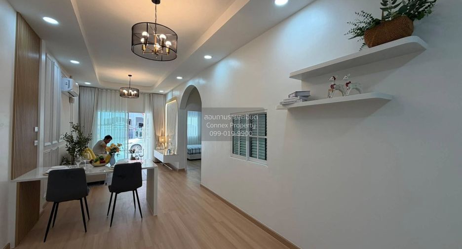 For sale 2 bedrooms townhouse in East Pattaya, Pattaya