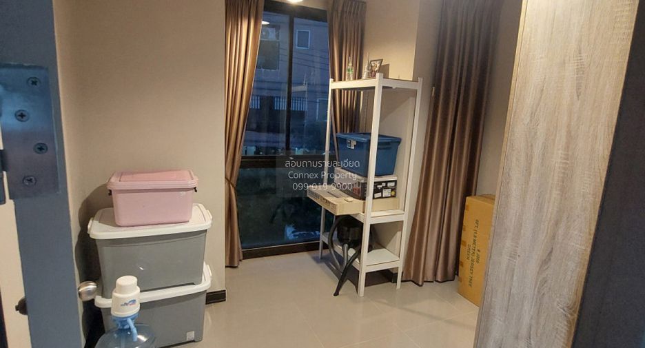 For sale 2 bedrooms condo in Huai Khwang, Bangkok