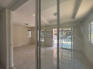Haus zum Kauf mit 3 Zimmer in Bang Kruai, Nonthaburi