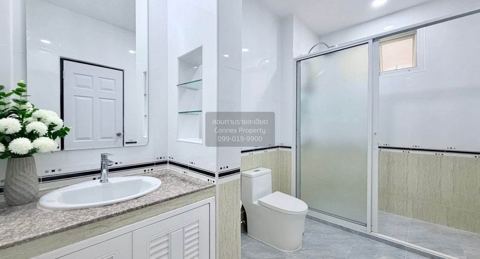 For sale 4 bedrooms house in East Pattaya, Pattaya