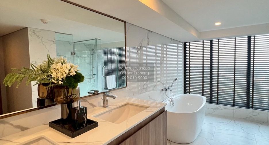 Condo en venta de 3 habitaciones en Huai Khwang, Bangkok