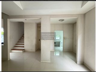 For sale 3 bedrooms house in Khlong Sam Wa, Bangkok