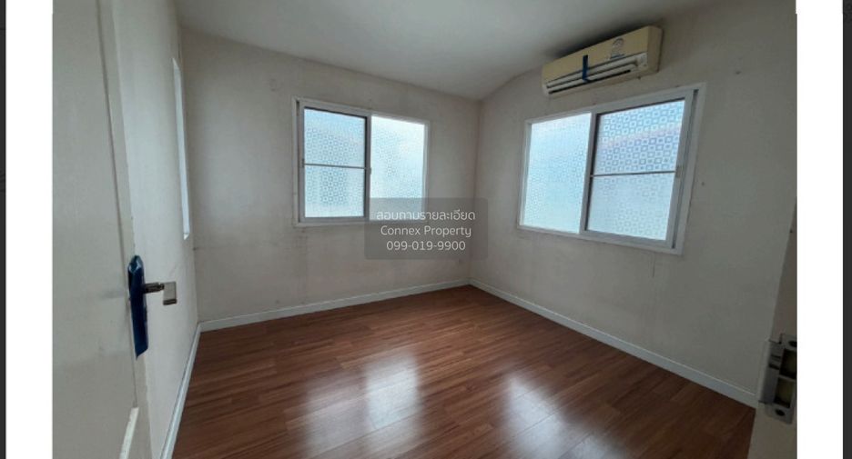 For sale 3 bedrooms house in Khlong Sam Wa, Bangkok