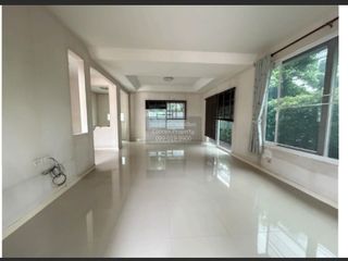 For sale 3 bedrooms house in Khlong Sam Wa, Bangkok