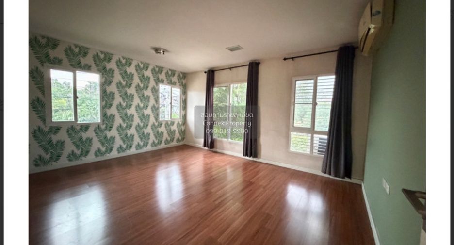 For sale 3 bedrooms house in Khlong Sam Wa, Bangkok