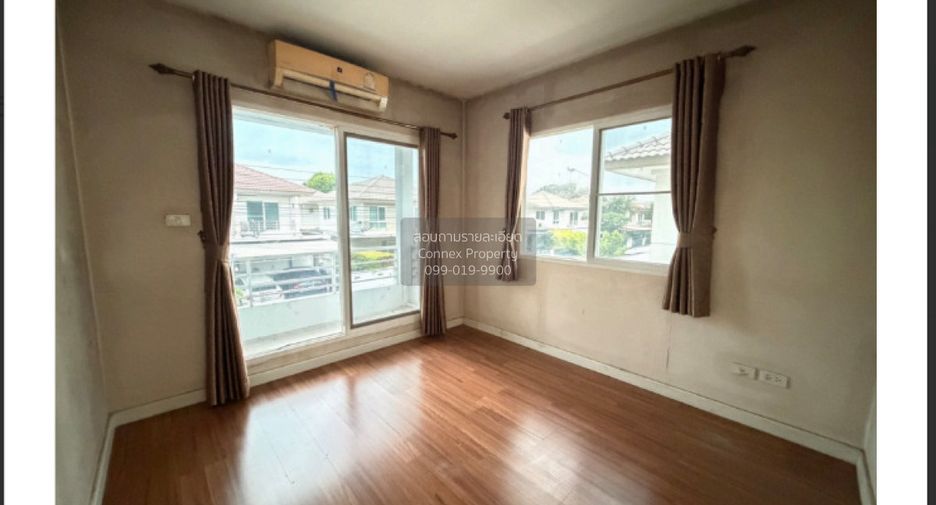 For sale 3 bedrooms house in Khlong Sam Wa, Bangkok