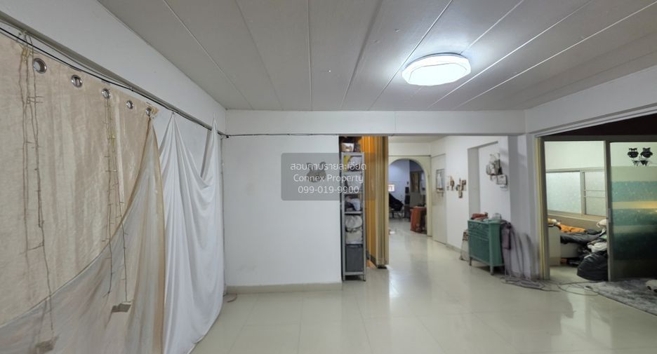 Reihenhaus zum Kauf mit 4 Zimmer in Bang Bua Thong, Nonthaburi