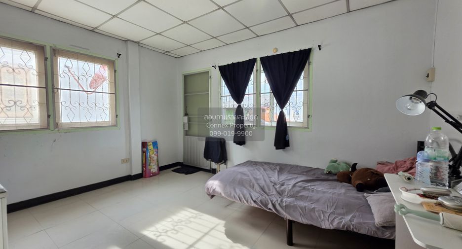 Reihenhaus zum Kauf mit 4 Zimmer in Bang Bua Thong, Nonthaburi