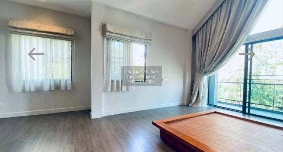 For sale 4 bedrooms house in Saphan Sung, Bangkok