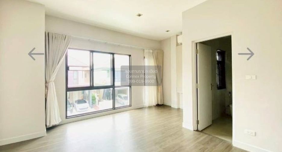 For sale 4 bedrooms house in Saphan Sung, Bangkok