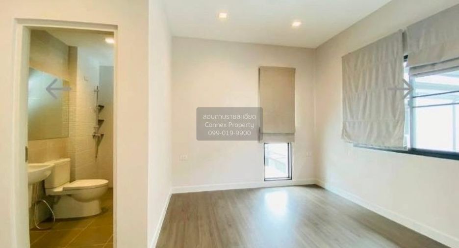 For sale 4 bedrooms house in Saphan Sung, Bangkok