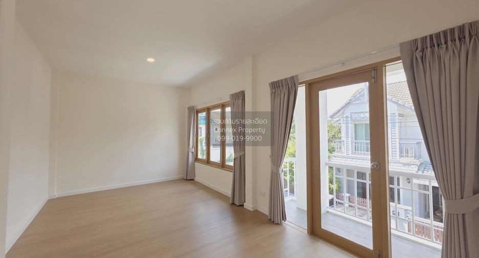 Casa adosada en venta de 3 habitaciones en Lam Luk Ka, Pathum Thani