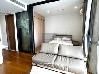 For sale 1 bed condo in Thon Buri, Bangkok