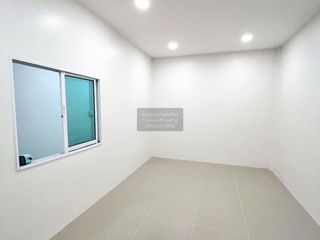 Продажа 2 спальни таунхаус в Дон Муеанг, Бангкок