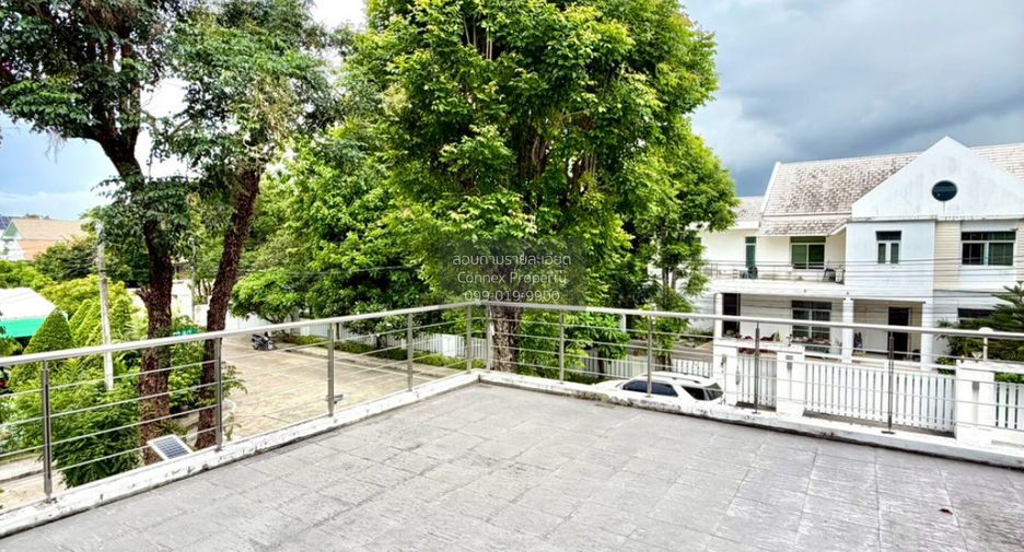 For sale 3 bedrooms house in Khan Na Yao, Bangkok