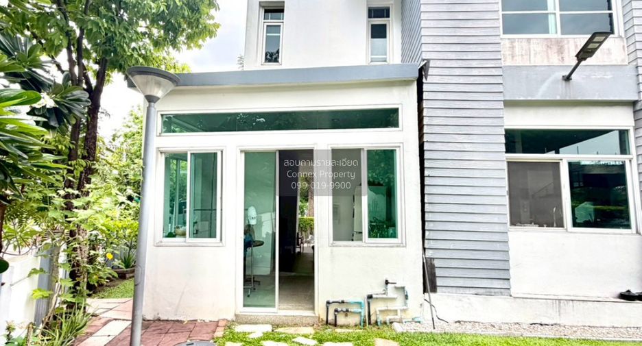 For sale 3 bedrooms house in Khan Na Yao, Bangkok
