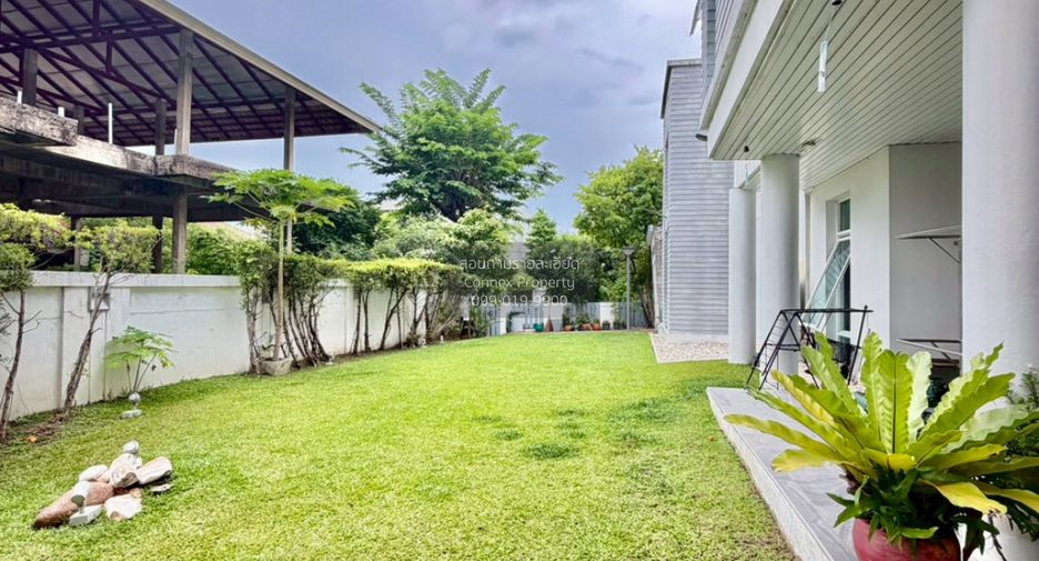 For sale 3 bedrooms house in Khan Na Yao, Bangkok