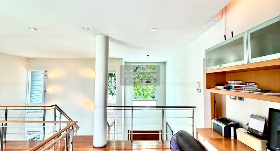 For sale 3 bedrooms house in Khan Na Yao, Bangkok