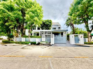 For sale 3 bedrooms house in Khan Na Yao, Bangkok