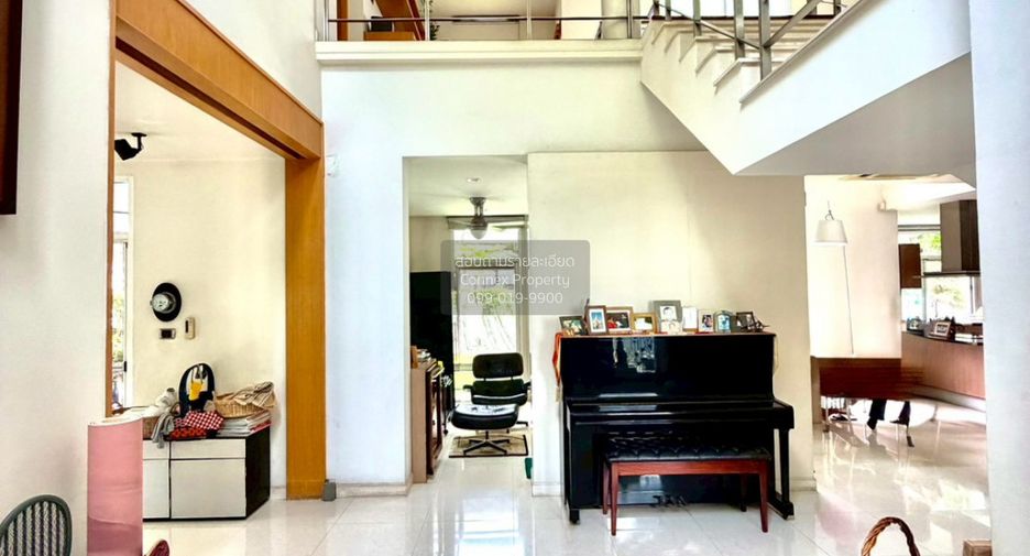 For sale 3 bedrooms house in Khan Na Yao, Bangkok