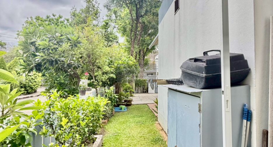 For sale 3 bedrooms house in Khan Na Yao, Bangkok