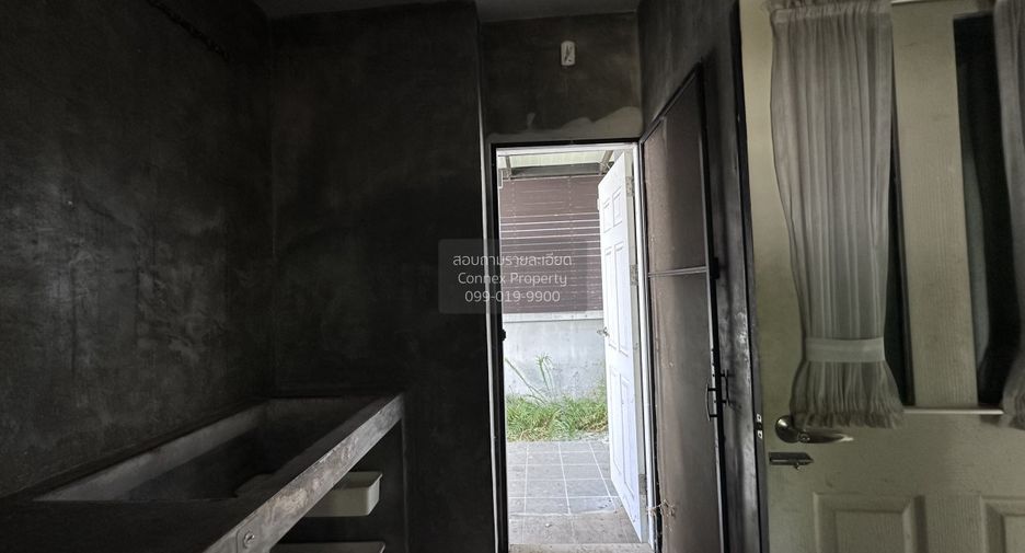 For sale 3 bedrooms house in Lam Luk Ka, Pathum Thani
