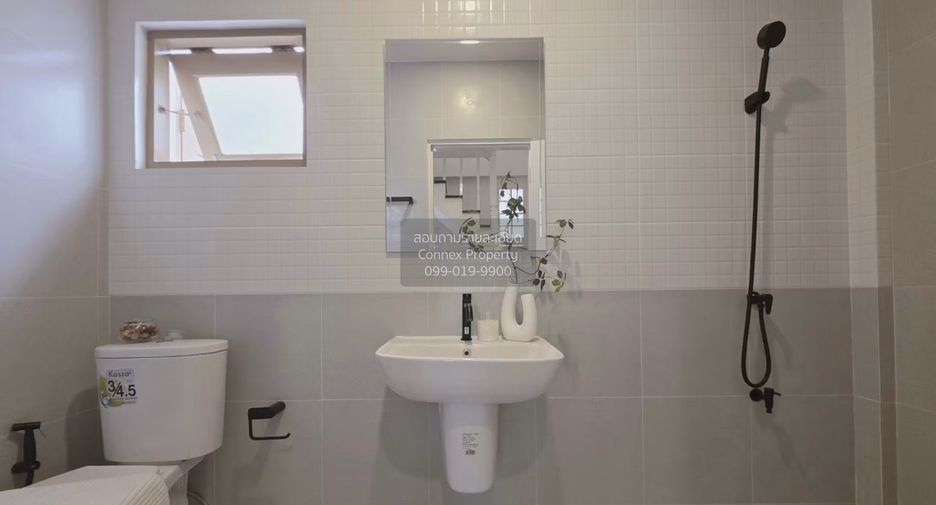 For sale 3 bedrooms townhouse in Lam Luk Ka, Pathum Thani