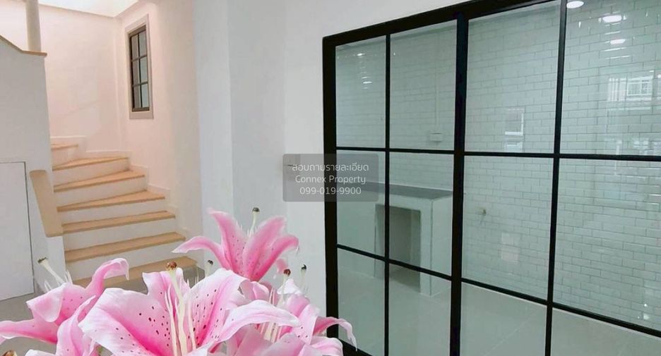 Продажа 3 спальни таунхаус в Khlong Luang, Патумтани