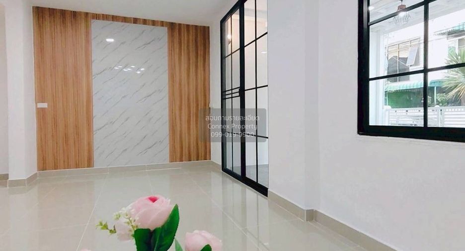Продажа 3 спальни таунхаус в Khlong Luang, Патумтани