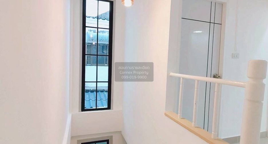 Продажа 3 спальни таунхаус в Khlong Luang, Патумтани