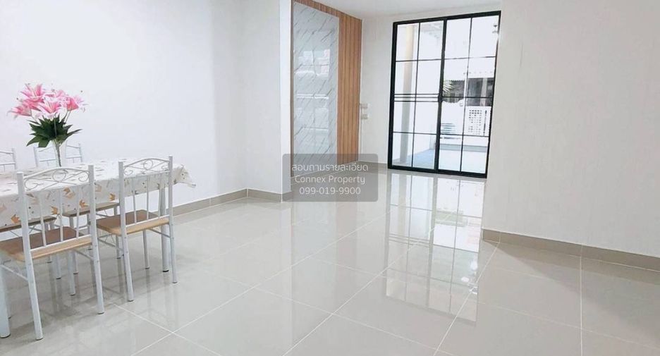 Продажа 3 спальни таунхаус в Khlong Luang, Патумтани