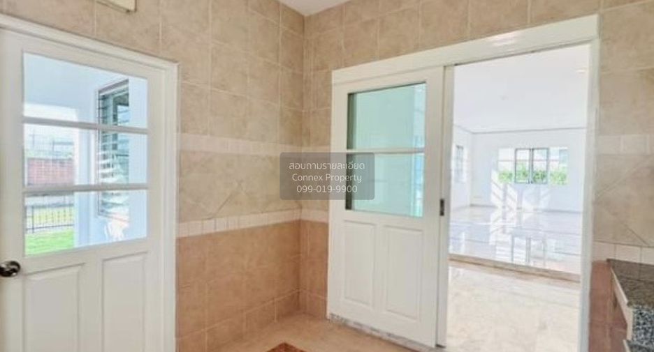Продажа 4 спальни дом в Mueang Pathum Thani, Патумтани