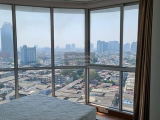 Wohnung zum Kauf mit 1 Zimmer in Khlong San, Bangkok