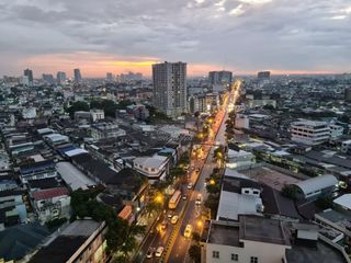 Wohnung zum Kauf mit 1 Zimmer in Khlong San, Bangkok