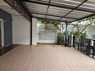 For sale 4 bedrooms townhouse in Bang Phli, Samut Prakan