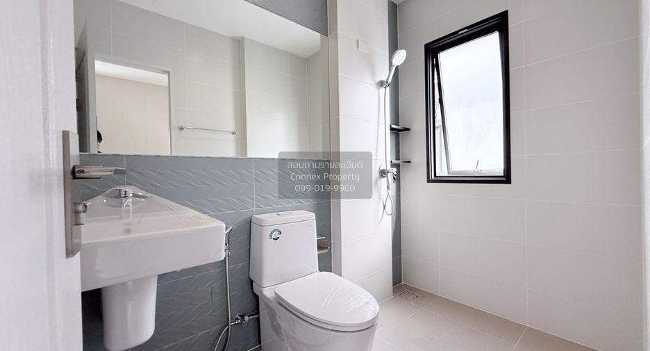Casa en venta de 4 habitaciones en Bang Kruai, Nonthaburi
