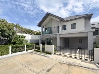 Haus zum Kauf mit 4 Zimmer in Bang Kruai, Nonthaburi