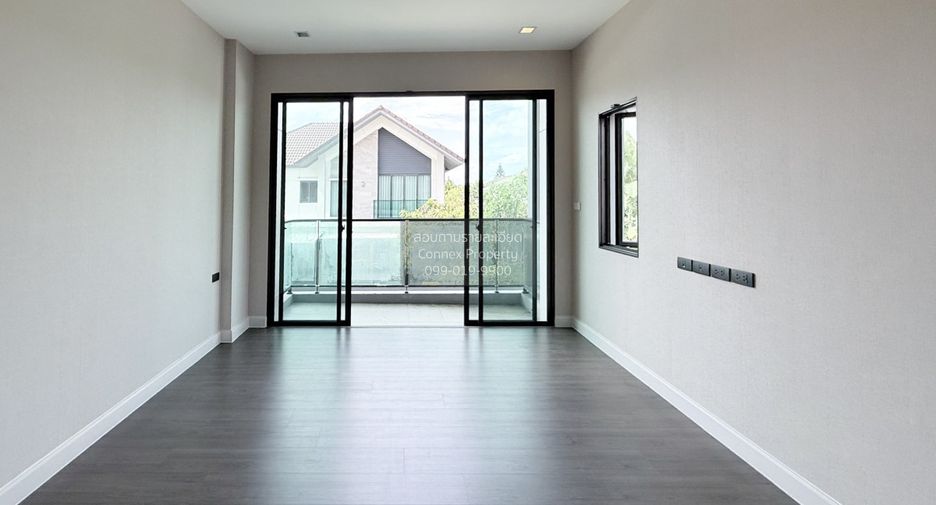 Casa en venta de 4 habitaciones en Bang Kruai, Nonthaburi