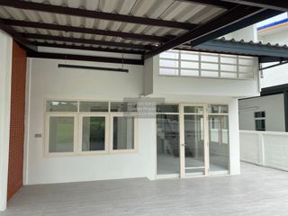 Casa en venta de 2 habitaciones en Chatuchak, Bangkok